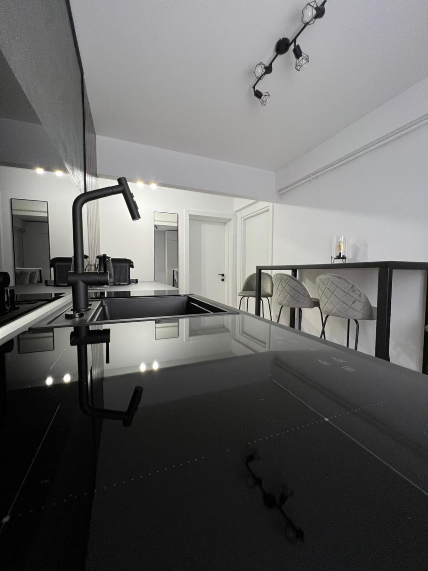 Ferienwohnung Onix Hunedoara Exterior foto